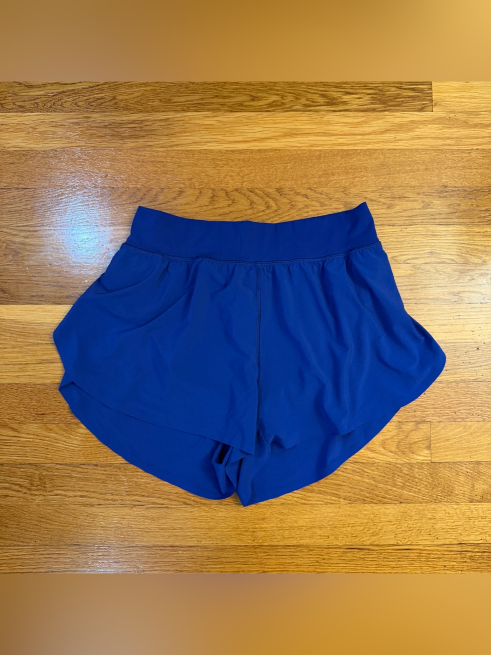 CRZ Yoga 3" Inseam Shorts in Vibrant Blue - Size Large (12)